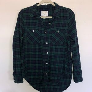 Green & Navy Plaid Button-Down Shirt